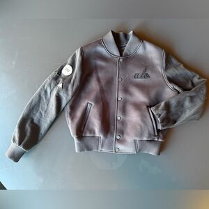 ALO LEAGUE JACKET SIZE SMALL
